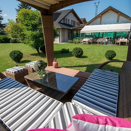 فندق By Gastroid إليجا